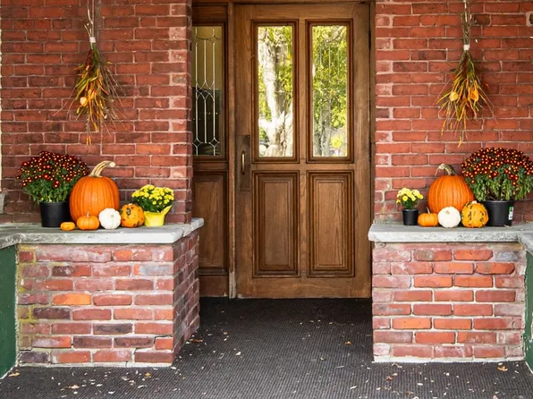 402 River St APT 4F, Haverhill, MA 01832