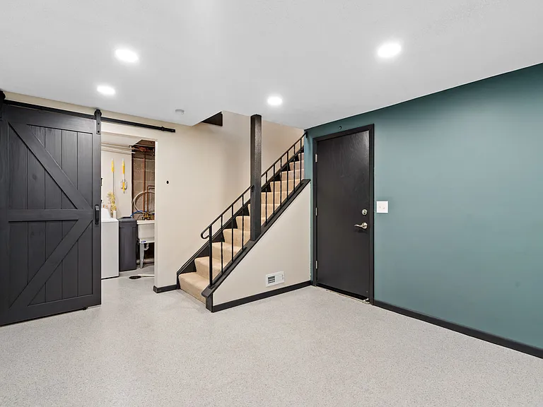 3475 Pilgrim Ln N #3475 — Photo 17