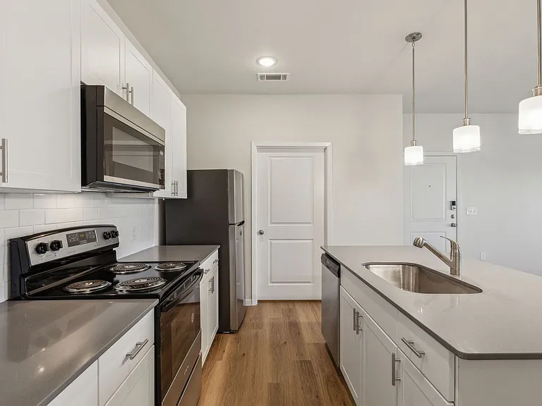 Stone Creek Flats - Brand New Apartments in Sherman, Texas — Photo 64