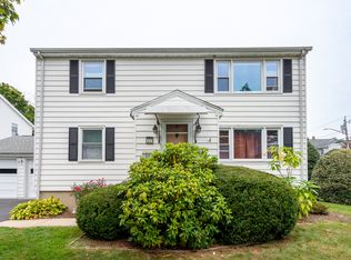 31 Lenox Ave, Norwalk, CT 06854