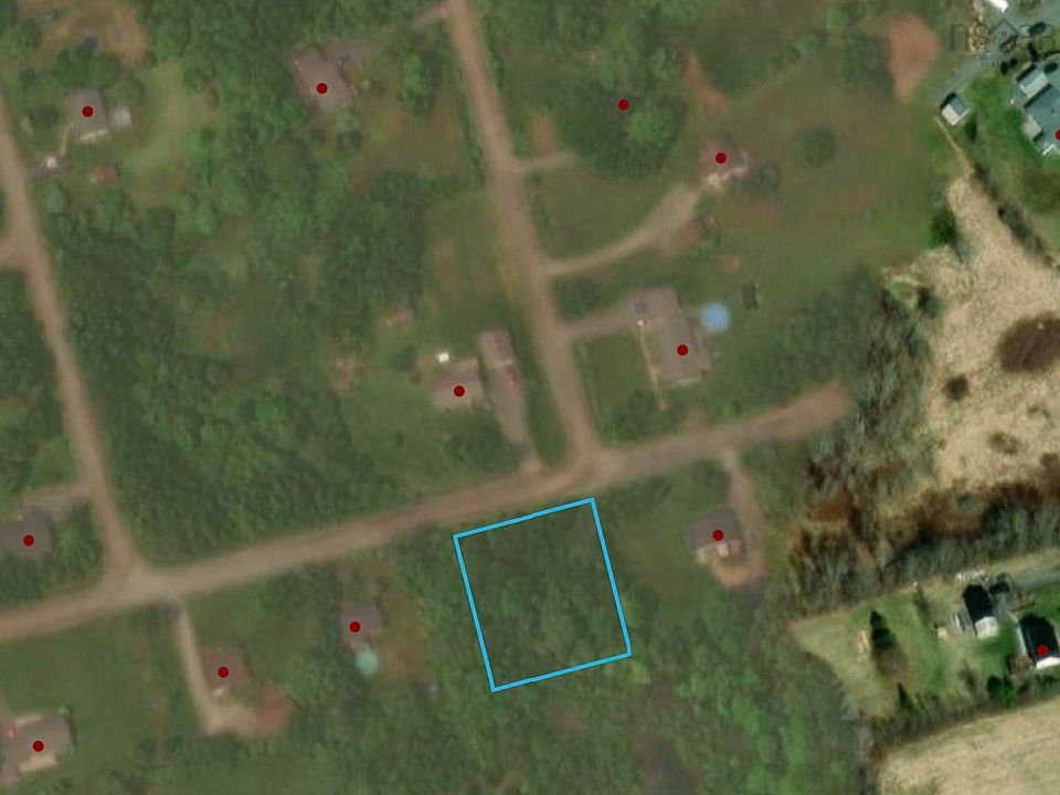 2nd image of 40 Elm Dr