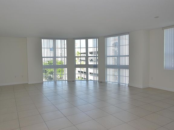 2nd image of 410 Evernia St APT 722