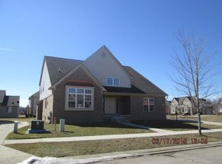 13710 Basswood Cir, Belleville, MI 48111