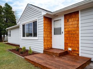 2 Gloria St, Rochester, NH 03867