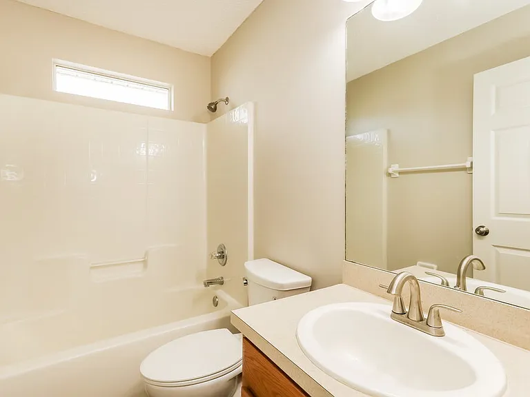 2995 Thorncrest Dr — Photo 11