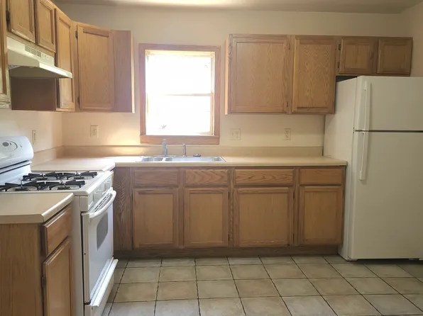 2810 17th St #1, Racine, WI 53405