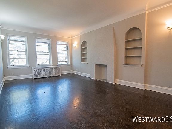 2nd image of 2445 W Rosemont Ave APT 1