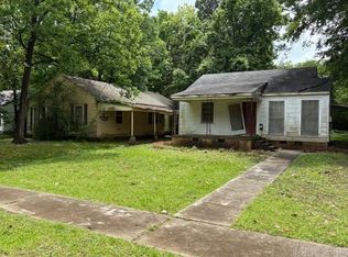 309 & 313 E 15th St, Hope, AR 71801