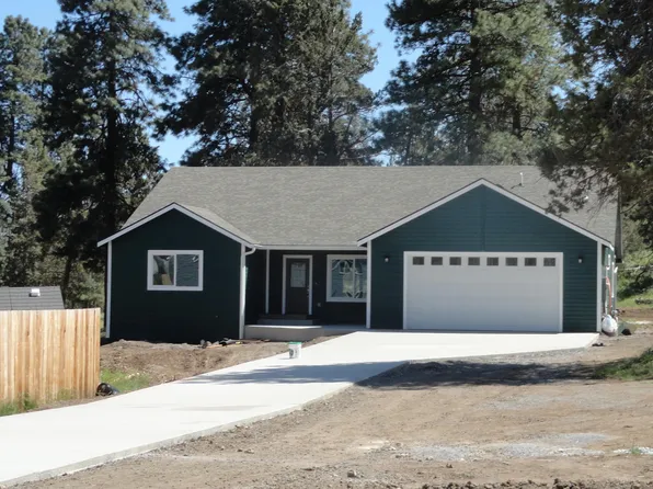 5218 Lyptus Ln, Klamath Falls, OR 97601