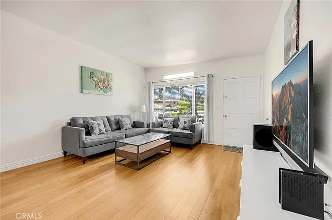 2630 Andover Ave #4B — Photo 8