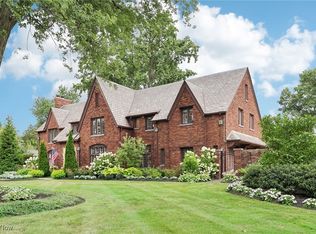 875 Mayfair Rd, Akron, OH 44303