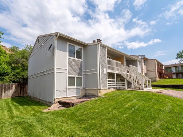 2906 Straus Lane | Spacious 2 Bed / 1 Bath Apartments in Central Colorado Springs Location!, 2906 Straus Ln APT D, Colorado Springs, CO 80907