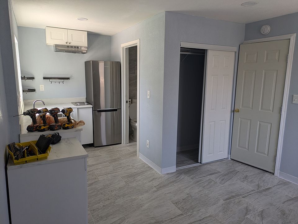 1st image of 1204 E 39th St #1