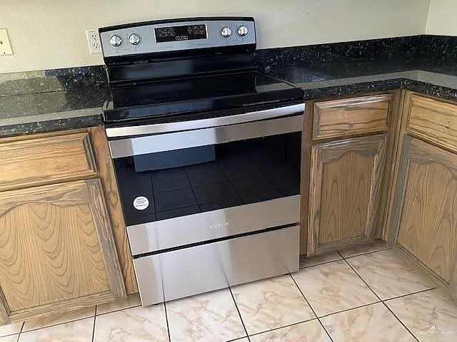 2 bed, 2.0 bath, 1050 sqft, $850 — Photo 3