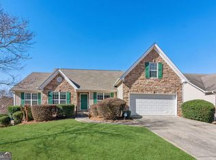604 Landing Way, Loganville, GA 30052