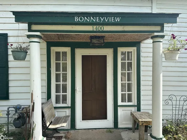 1400 2nd St, Keosauqua, IA 52565