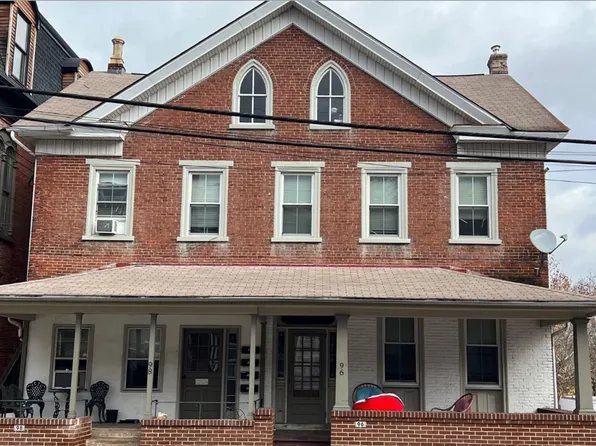 96 Main St, 96 Main St, Schwenksville, PA 19473