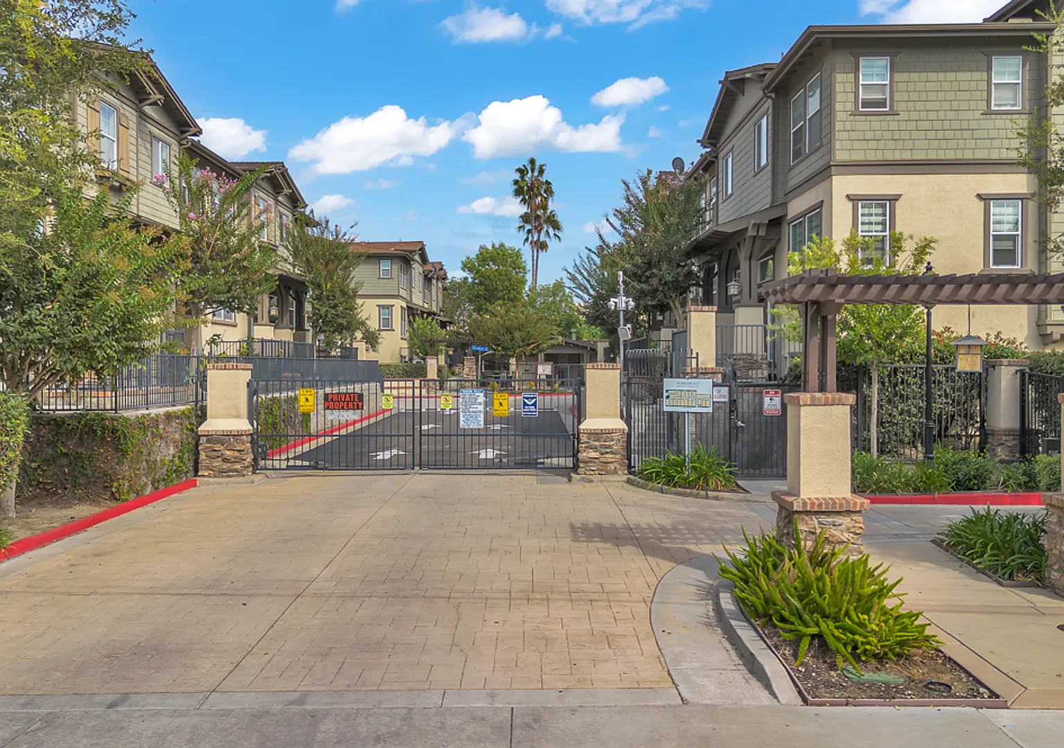 26090 Stonehaven Drive — Photo 1