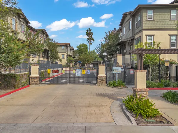 26090 Stonehaven Dr, Harbor City, CA 90710