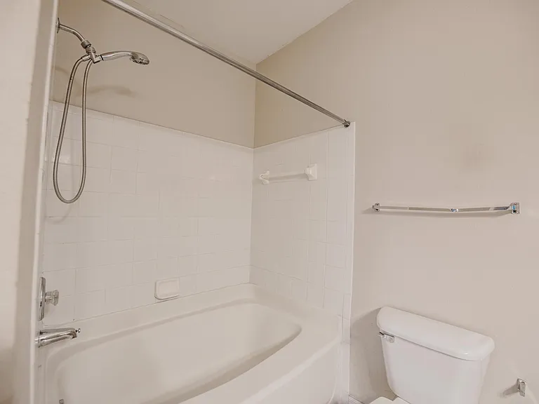 7800 Point Meadows Dr #1528 — Photo 10