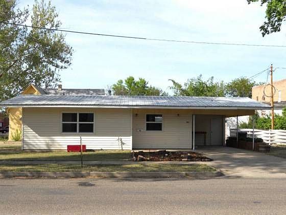 1st image of 901 Maple Ave