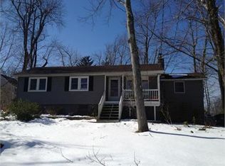 147 Coon Den Rd, Highland Lakes, NJ 07422