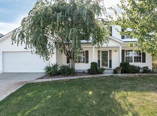 1935 Bonnie Brook Ln, Wentzville, MO 63385