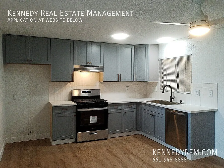 Building Photo - 4849 W Avenue L #14-3