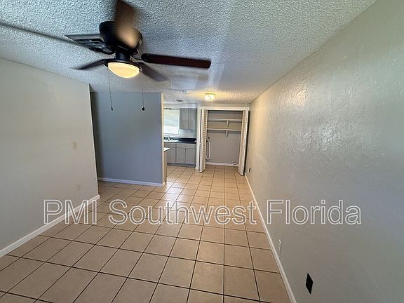 4th image of 131 W Perry Ln