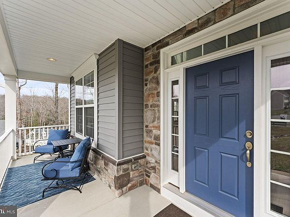 5th image of 144 Brooke Point Ct
