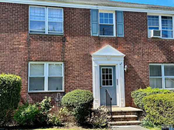 935 Broad St, Bloomfield, NJ 07003