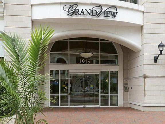 2nd image of 1915 Towne Centre Blvd Unit 907