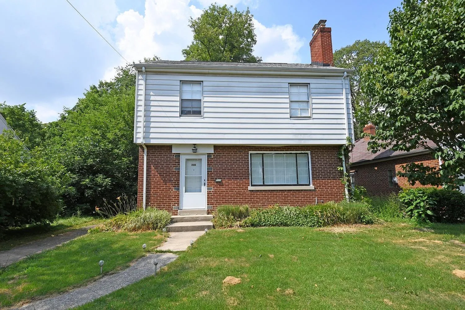2036 Sundale Ave photo 1