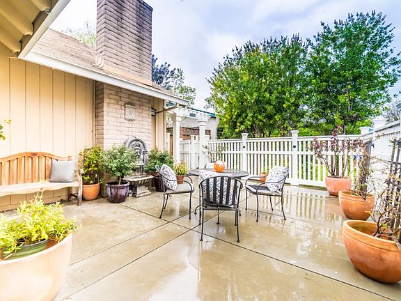 3rd image of 4321 Sayoko Cir