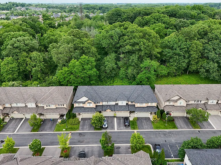 441 Stonehenge Dr #8 — Photo 31