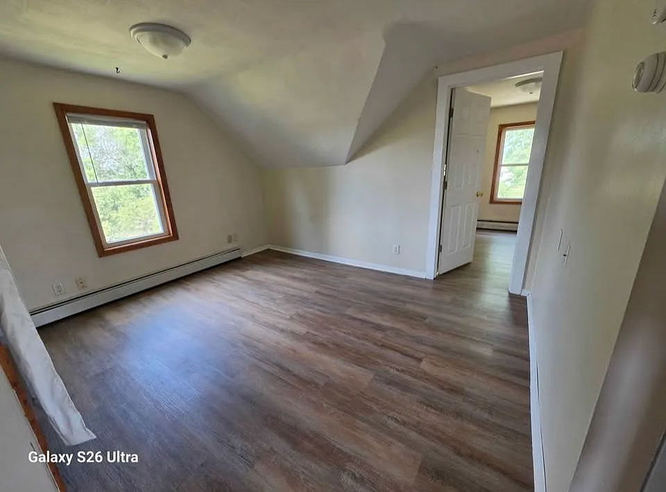 1 bed, 750 sqft, $850 — Photo 2