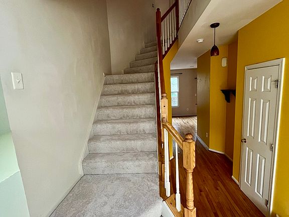 5th image of 13404 Burrough Farm Dr