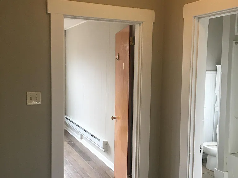 5831 Douglas St #2 — Photo 8