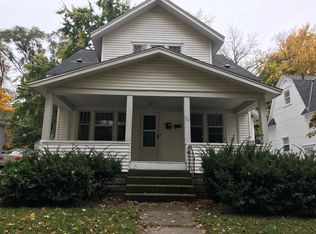 92 E 21st St, Holland, MI 49423