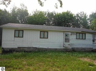 20 Eastside Dr, Lupton, MI 48635