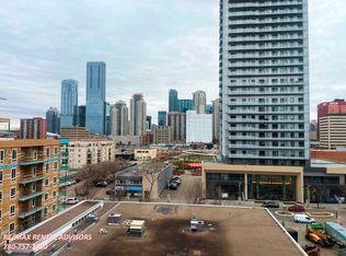 10145 109th St NW #809C, Edmonton, AB T5J 3M5