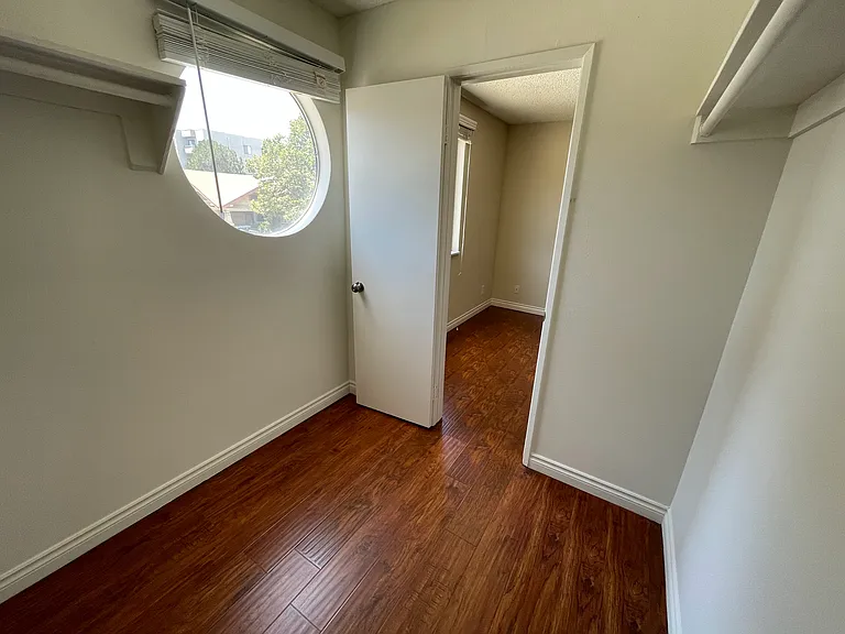 938 S Gramercy Pl #101 — Photo 7