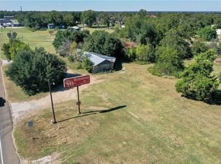 N Commerce St, Bremond, TX 76629