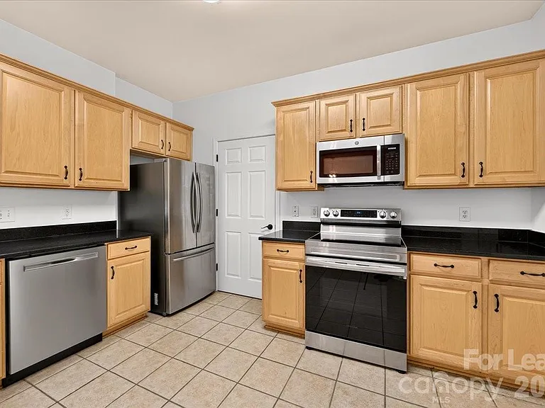 14437 San Paolo Ln — Photo 5
