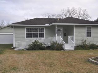 2427 Pearland Ave, Pearland, TX 77581
