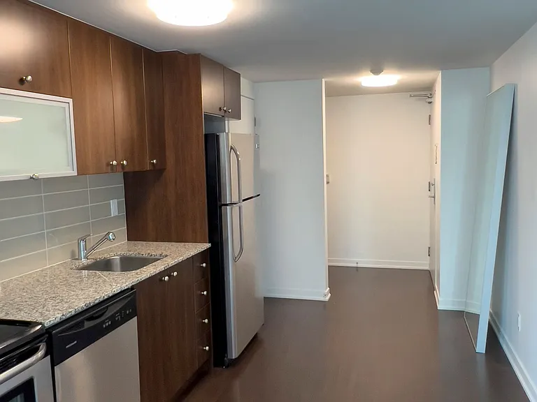 55 E Liberty St #410 — Photo 7