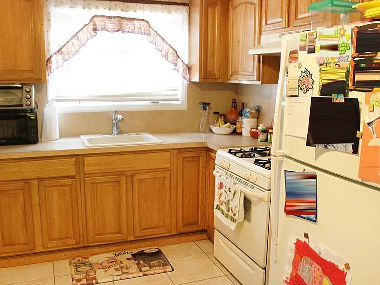 227 Hillman Ave — Photo 1