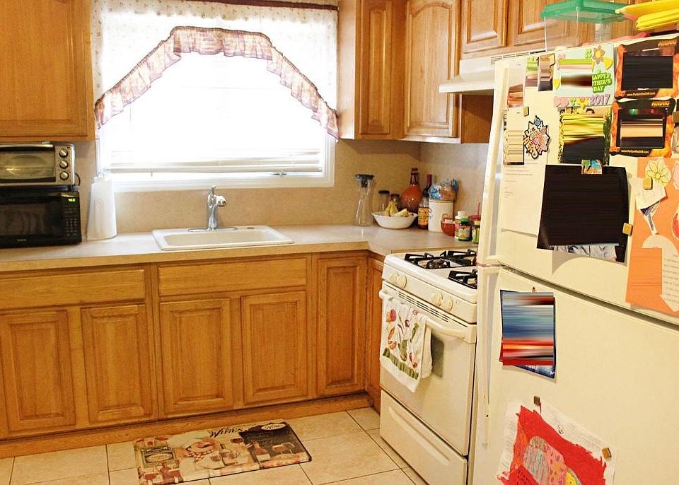 1st image of 227 Hillman Ave