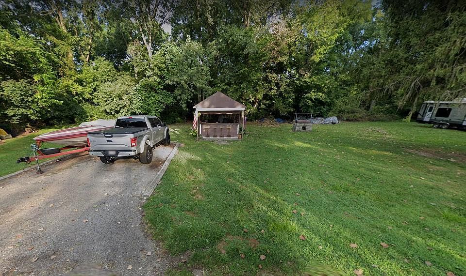 1st image of Condon Dr