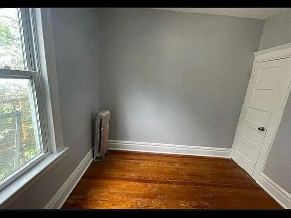 3rd image of 21 Vail St #R3